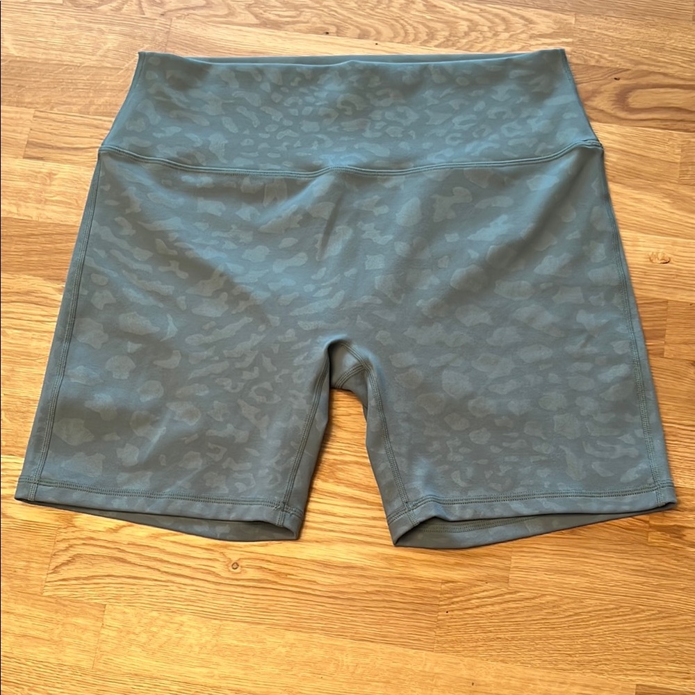 Green Bike Shorts with Wide Waistband and Stretchy Fit
